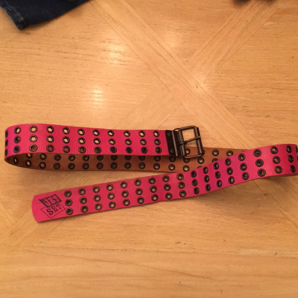 Jet Set pink leather stud belt!